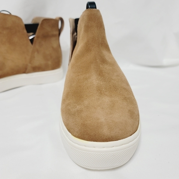 BIRDIES The Falcon Suade Bootie in Saddle - size 5 - Picture 4 of 12